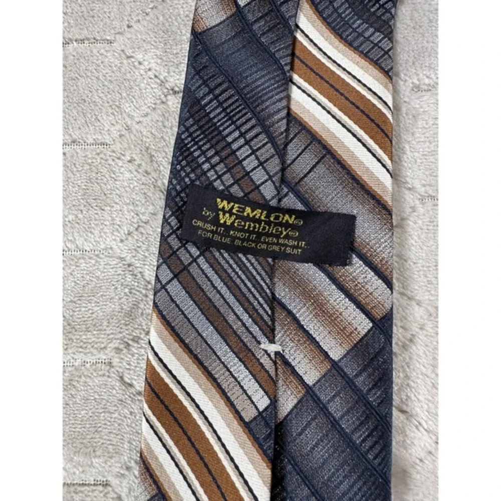 Vintage 70's Wemlon By Wembley Blue &‎ Brown Striped Tie Polyester